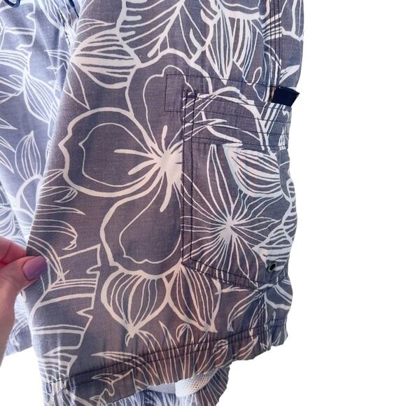 J Crew Mens 9" Flex Swim Shorts Size 36 Gray White Floral Tropical Drawstring‎ - Picture 5 of 8